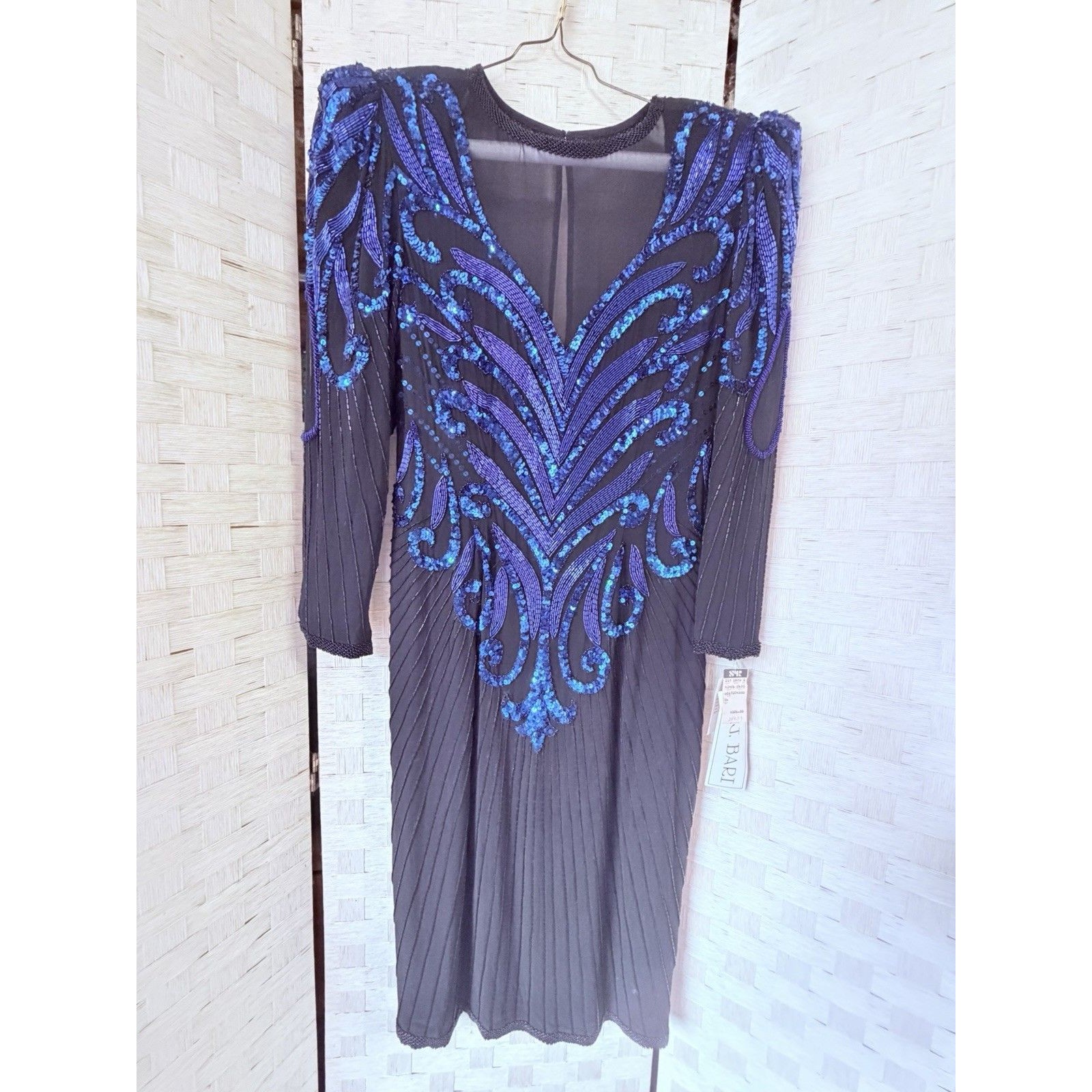 A.J. Bari Vintage Cocktail Dress Size 6 100% Silk Nwt Blue Sequence Stunning